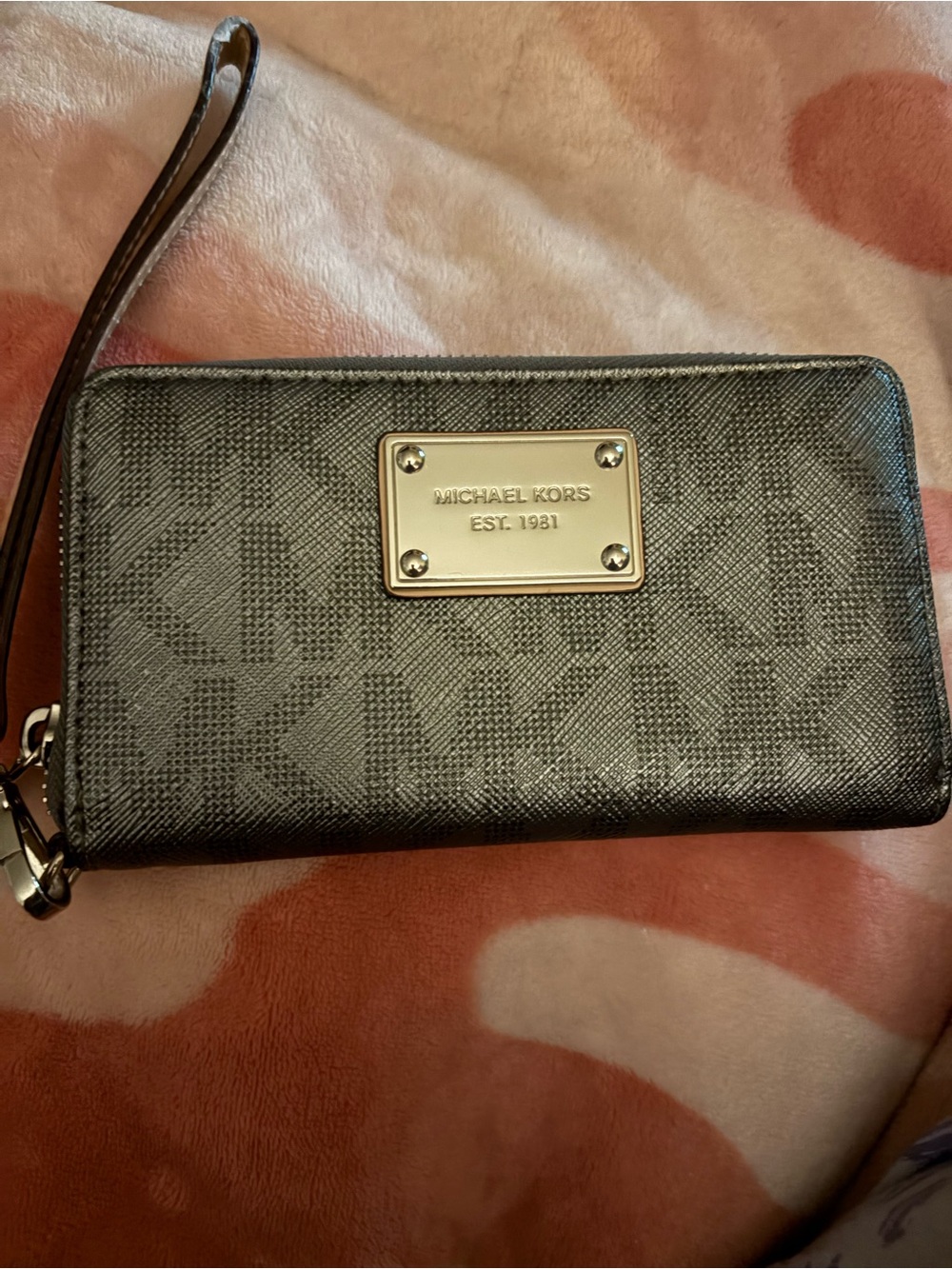 Michael Kors Black Signature Zip Wristlet with Gold Plaque